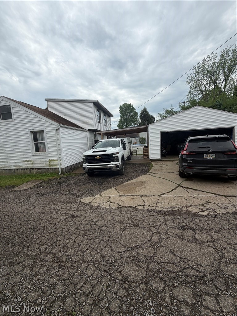 525 Wabash Avenue, Brewster, OH - Photo 3