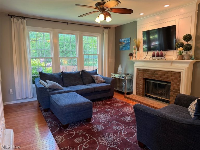19465 Blue Spruce Drive, Strongsville, OH - Photo 6