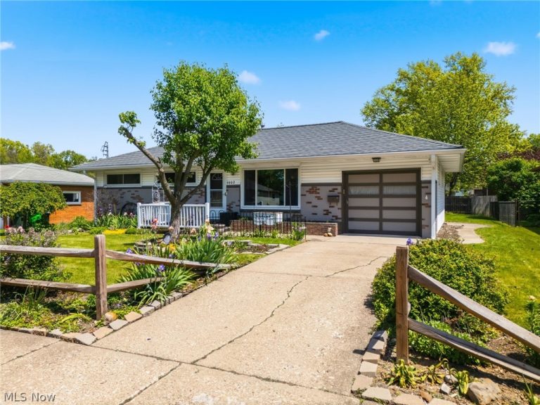 1002 15th Street, Massillon, OH - Photo 3