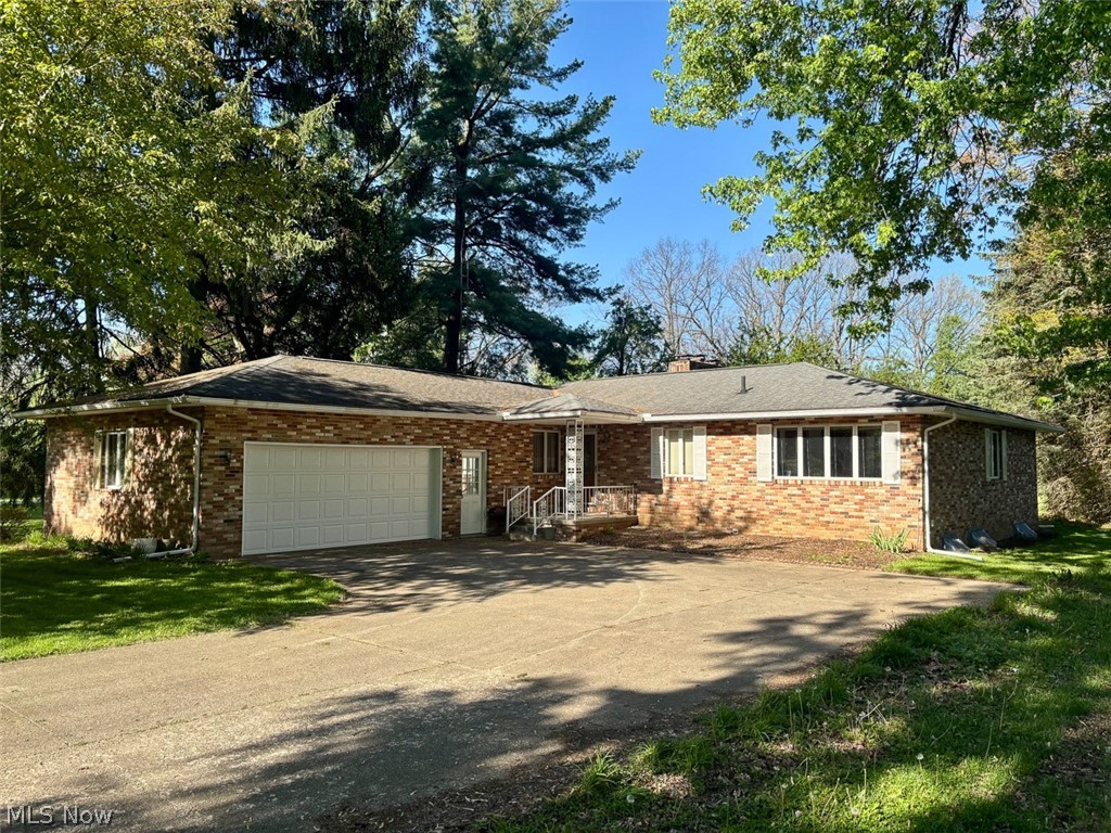 1591 Elberta Avenue, North Canton, OH