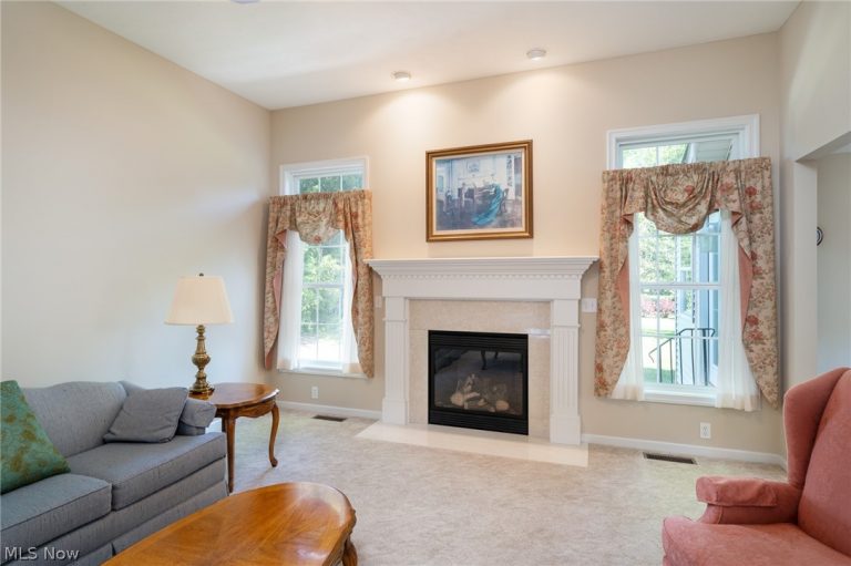 987 Martin Avenue, Amherst, OH - Photo 8