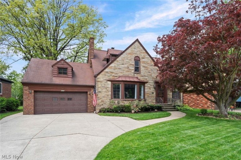 4350 Wooster Road, Fairview Park, OH - Photo 2