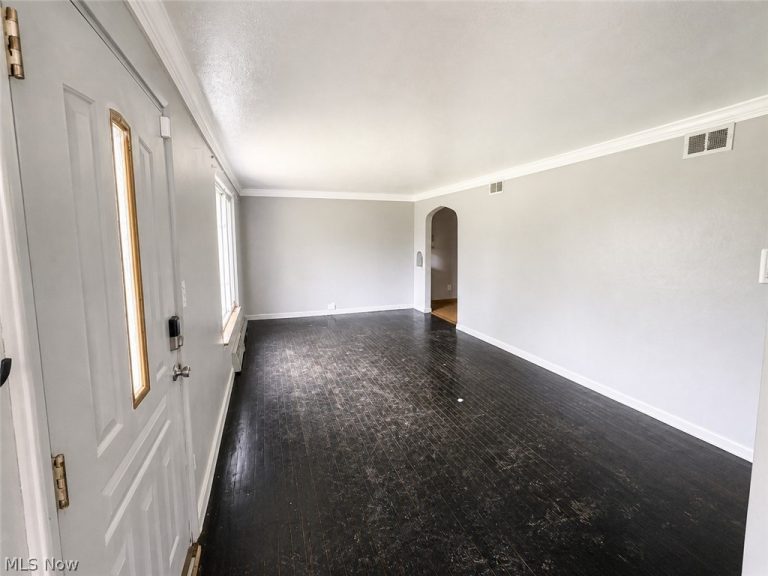 20980 Priday Avenue, Euclid, OH - Photo 6