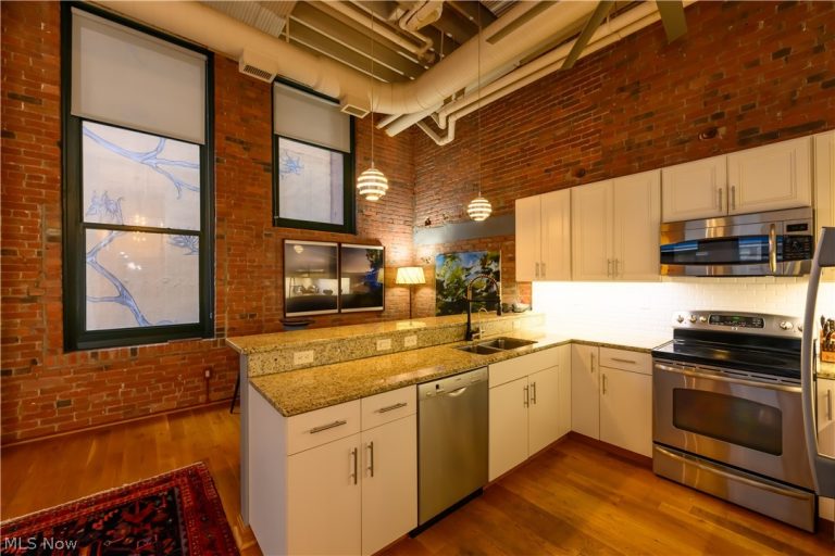 635 Lakeside Avenue, Cleveland, OH - Photo 5
