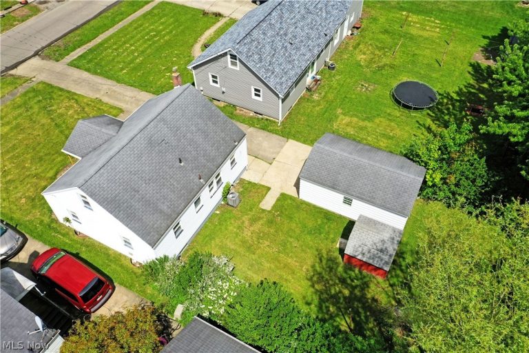 73 Edgehill Avenue, Youngstown, OH - Photo 6