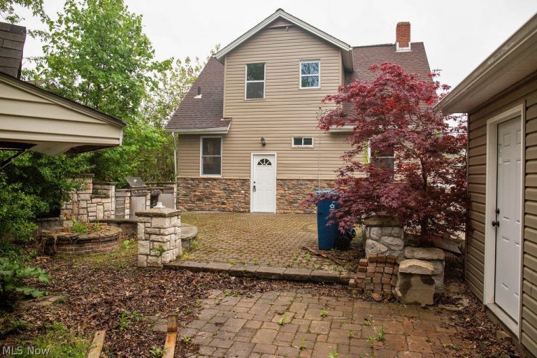 941 Owego Street, Painesville, OH - Photo 6