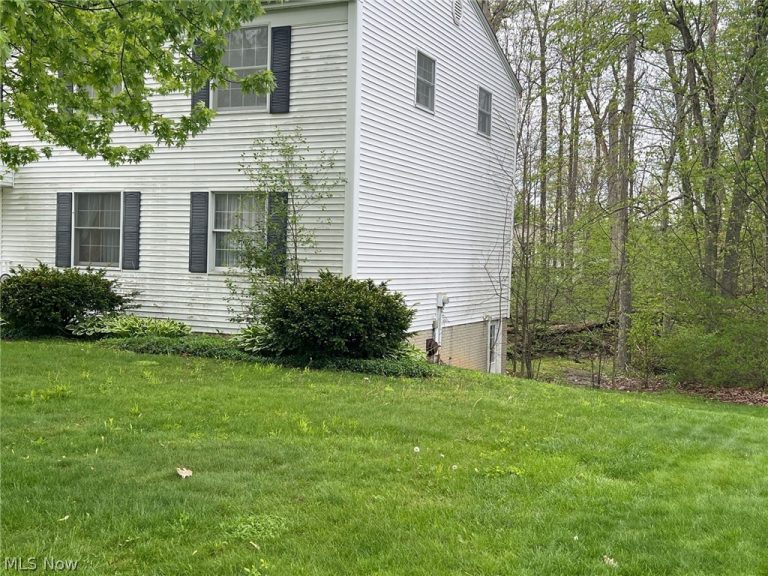 196 Chatham Drive, Aurora, OH - Photo 5
