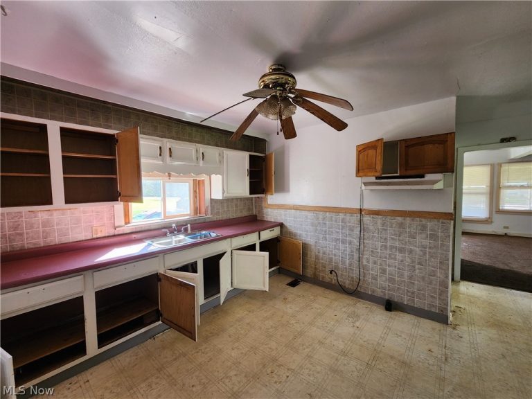 3174 Kinsman Road, North Bloomfield, OH - Photo 4