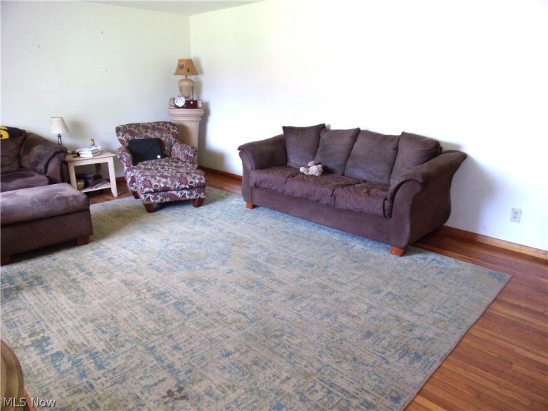 687 Catawba Avenue, Akron, OH - Photo 3