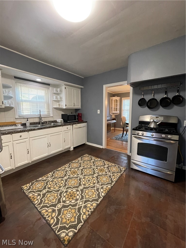 863 Medford Road, Cleveland Heights, OH - Photo 2