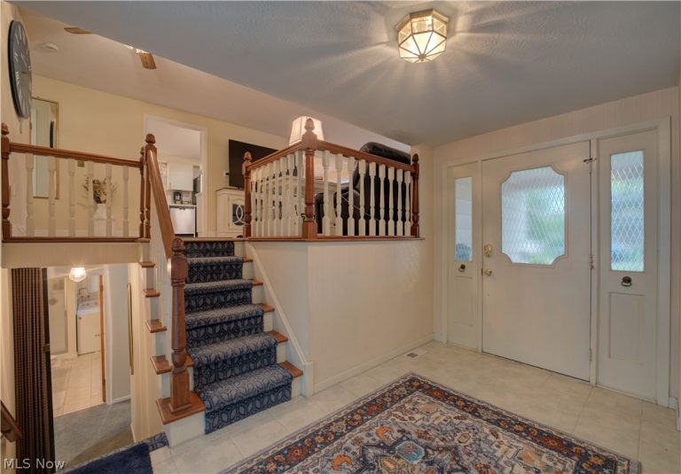 724 Strowbridge Drive, Huron, OH - Photo 3