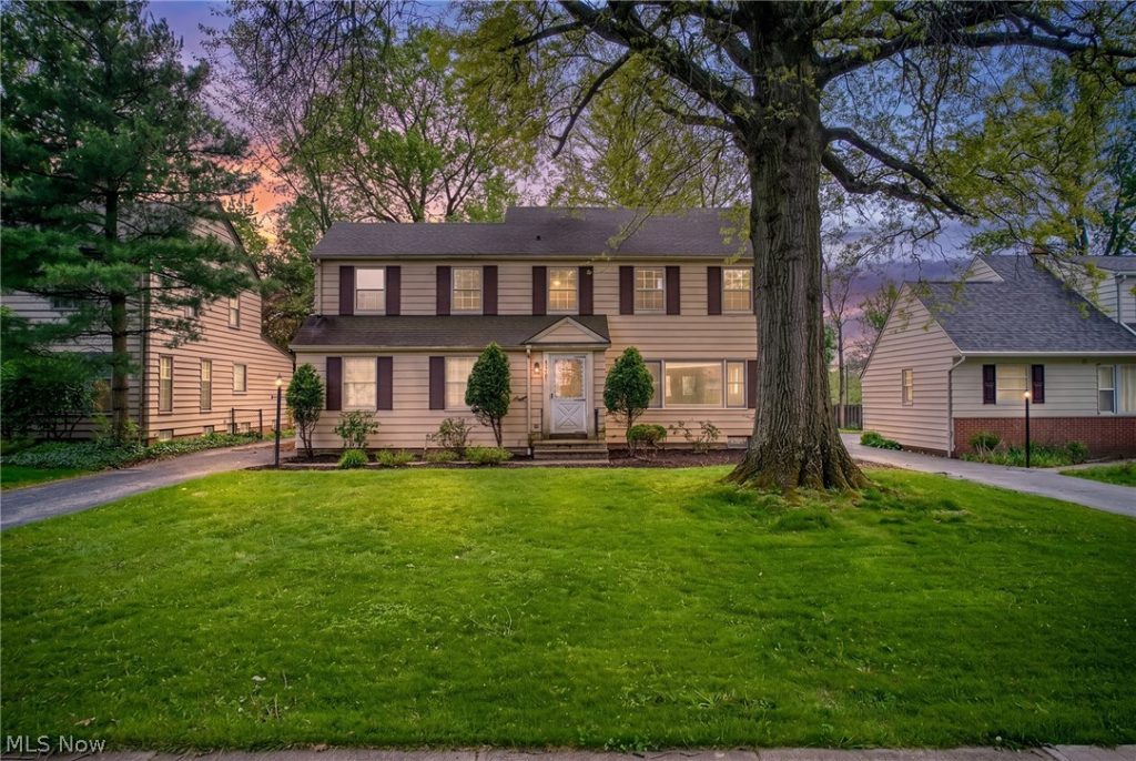 21204 Halworth Road, Beachwood, OH