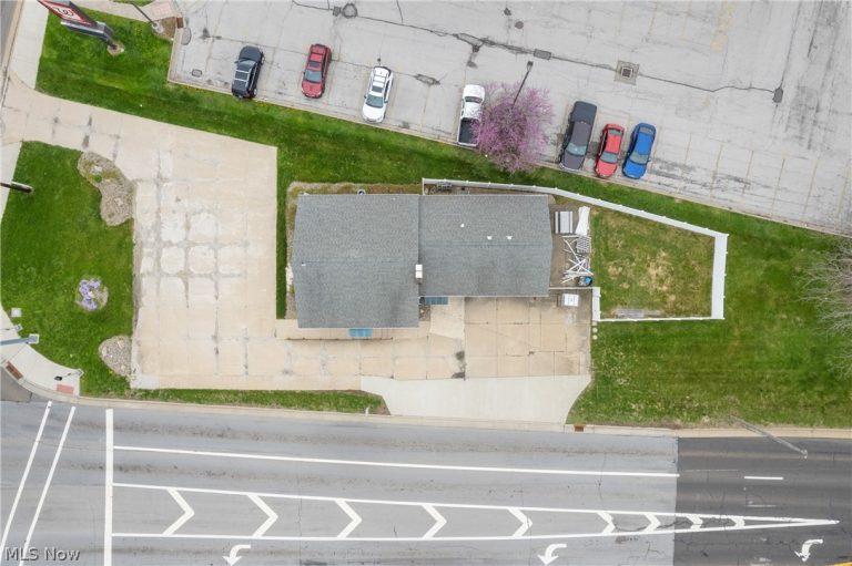 5112 Portage Street, North Canton, OH - Photo 8