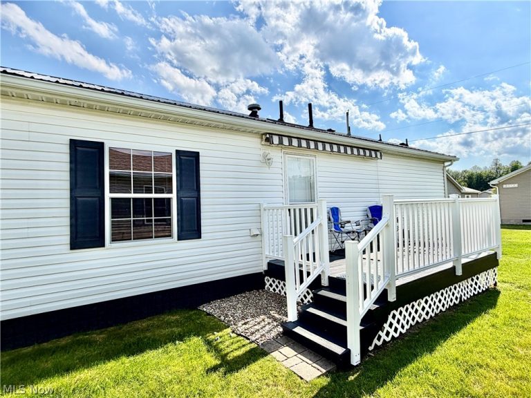 207 Polaris, Dover, OH - Photo 5