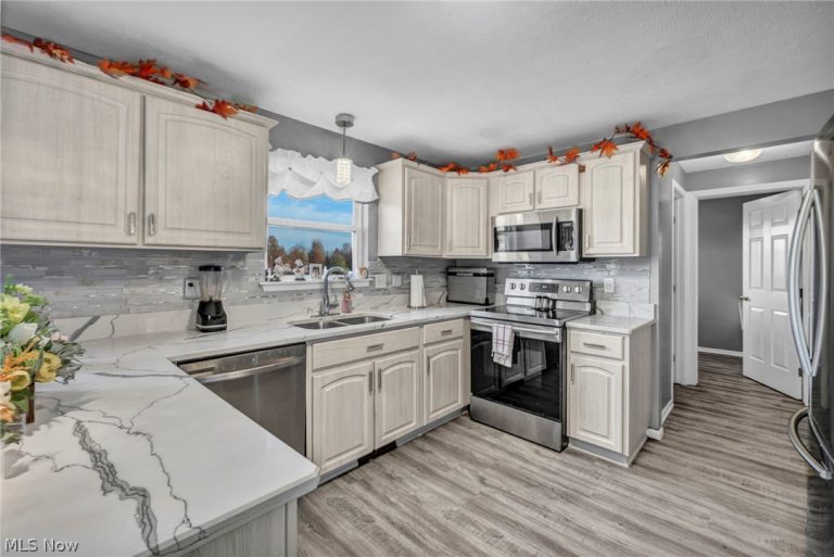 13277 Bursley Road, Spencer, OH - Photo 6