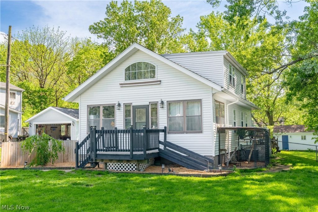 122 Southeast Avenue, Tallmadge, OH