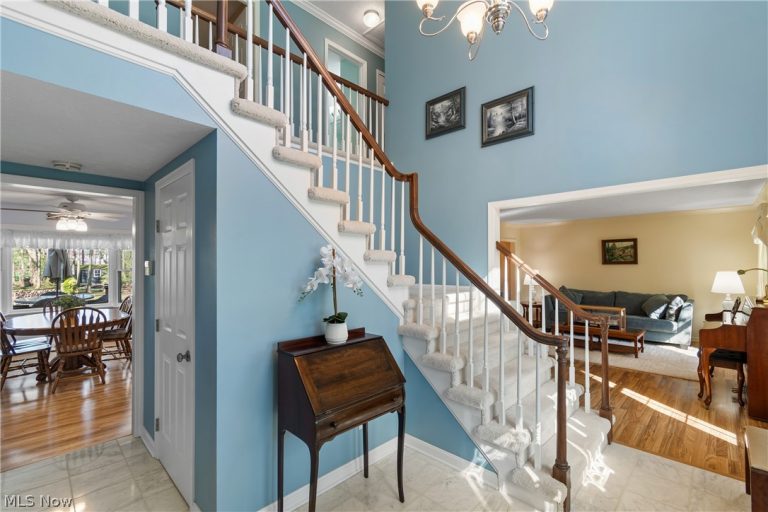 2180 Macon Court, Westlake, OH - Photo 4