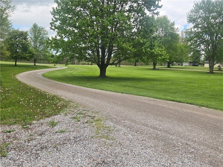 46457 Whitney Road, Wellington, OH - Photo 2