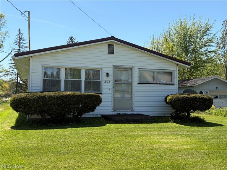 303 Main Street, Andover, OH, 44003
