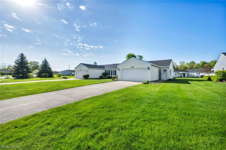 7300 Olde Farm Lane, Mentor, OH - Photo 3