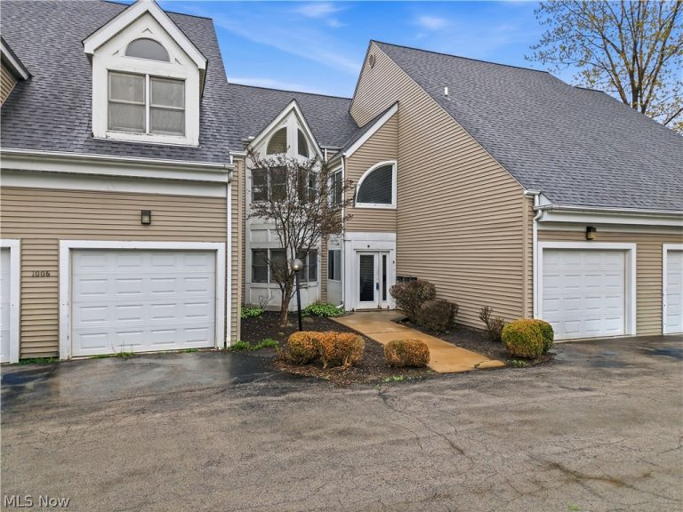 1006 Powers Avenue, Youngstown, OH - Photo 2