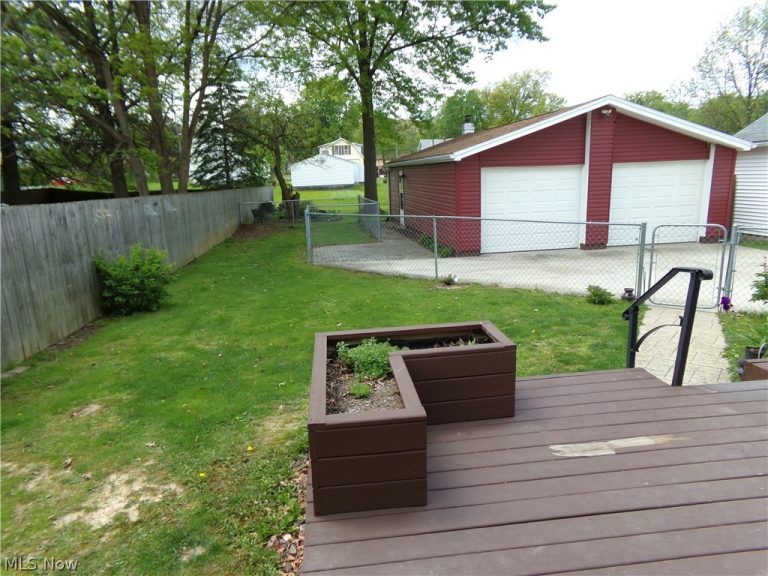 317 Wrexham Avenue, Massillon, OH - Photo 5