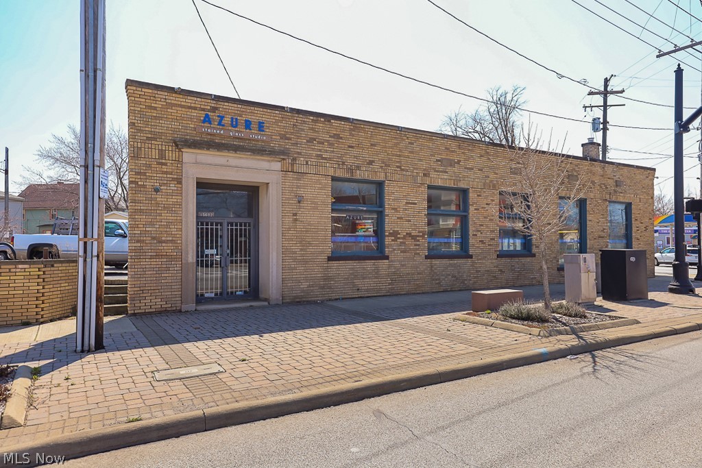 15602 Waterloo, Cleveland, OH