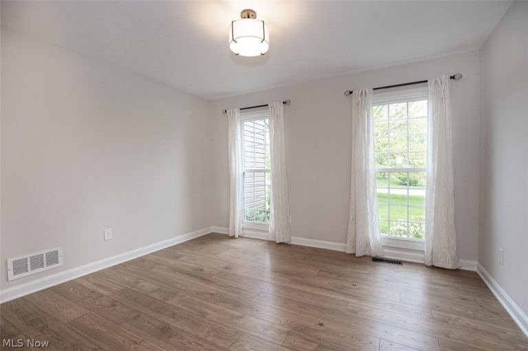 7528 Lakedge Court, Hudson, OH - Photo 6