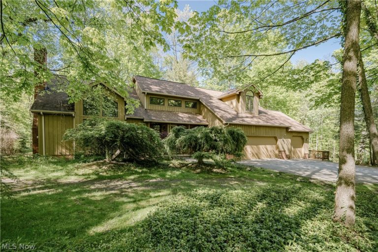 33475 Miles Road, Moreland Hills, OH, 44022
