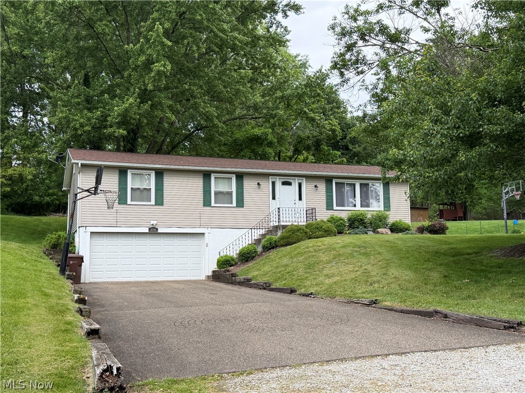 6296 Redbird Terrace, Clinton, OH