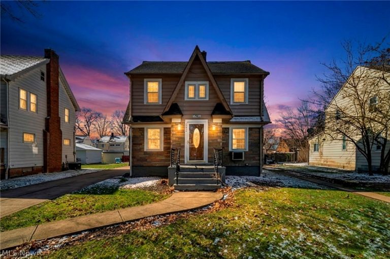 17913 Flamingo Avenue, Cleveland, OH, 44135