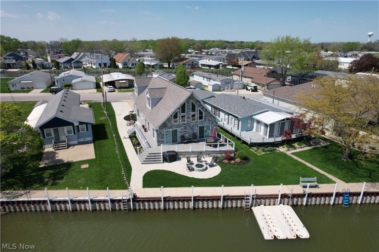 1531 Compass Avenue, Port Clinton, OH, 43452