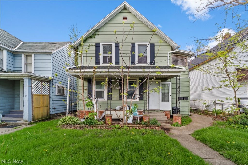 448 Delaware Avenue, Lorain, OH