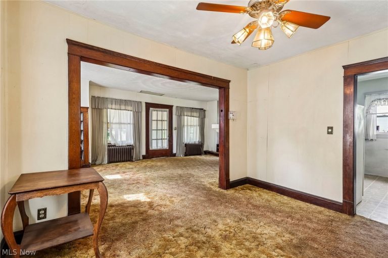 549 Parkdale Drive, Akron, OH - Photo 8