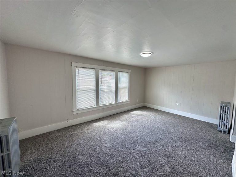 191 Rhodes Avenue, Akron, OH - Photo 2