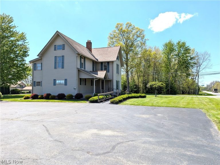 17991 Mahoning Avenue, Lake Milton, OH - Photo 3