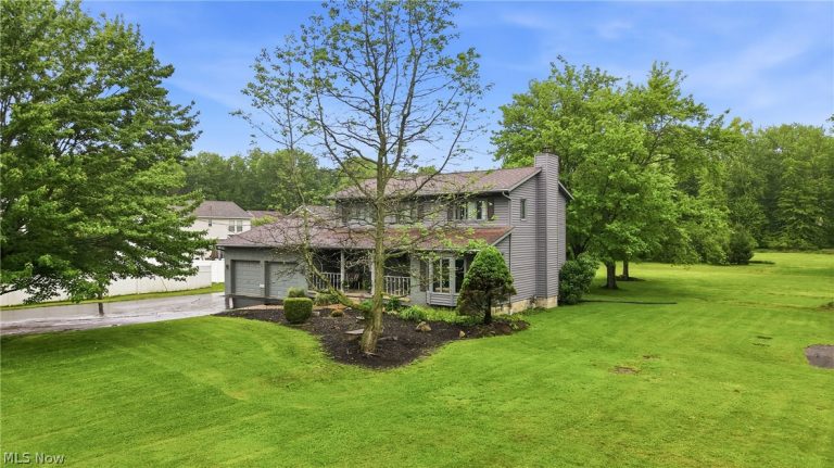 2821 Wilson Sharpsville Road, Cortland, OH - Photo 3