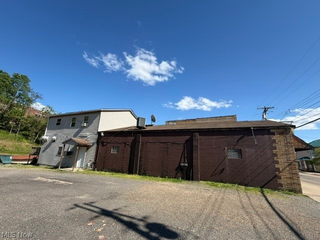 202 North Chester Street, New Cumberland, WV - Photo 3