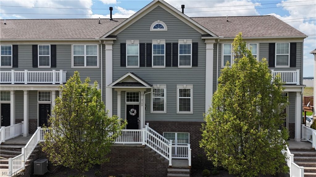6144 Pointe Drive, Pepper Pike, OH