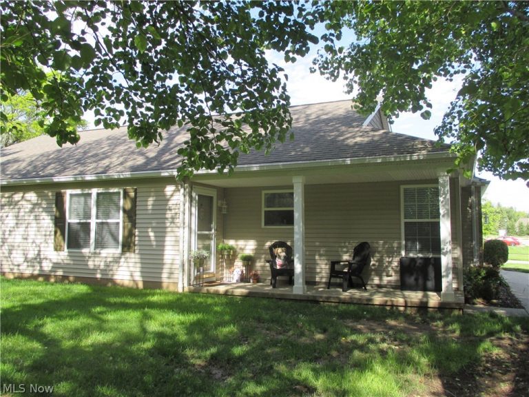 2399 Marlborough Drive, Uniontown, OH - Photo 3