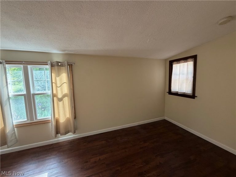 101 238th Street, Cleveland, OH - Photo 8