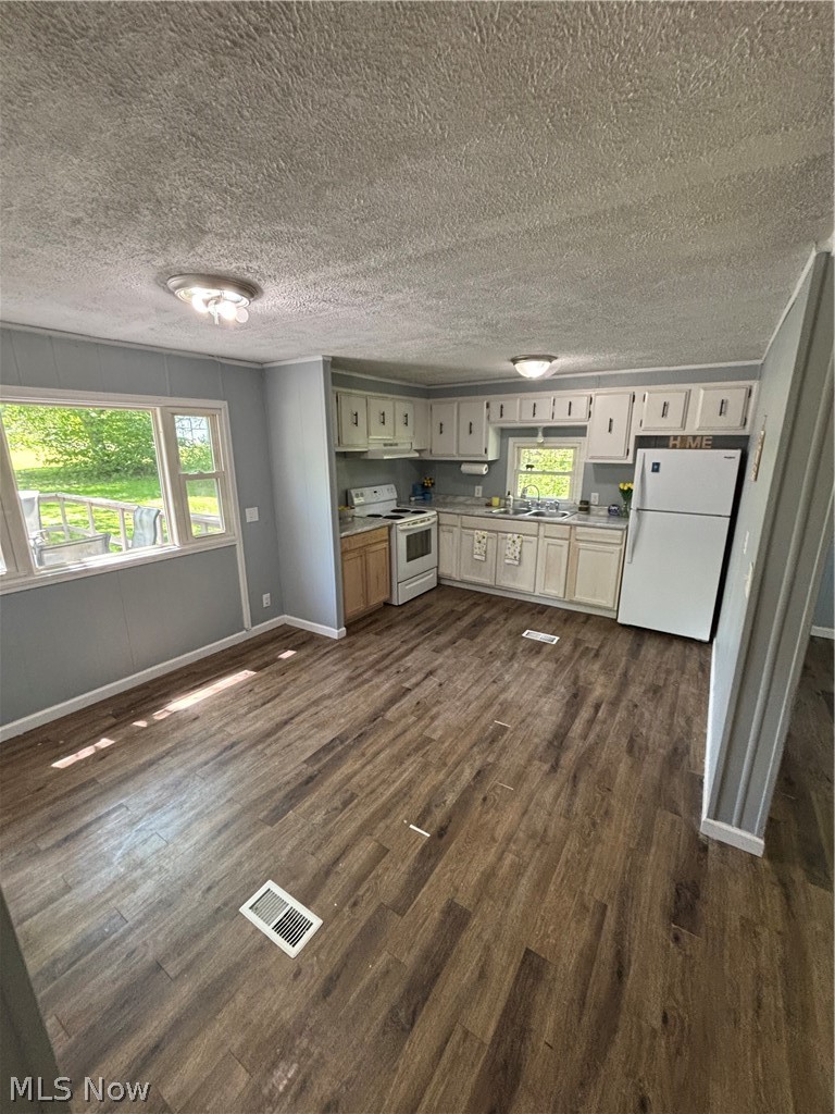 12783 Main Market Road, Garrettsville, OH - Photo 6