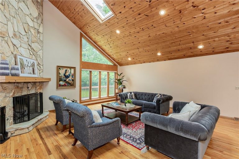 2626 Fairwood Drive, Pepper Pike, OH - Photo 8
