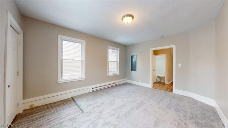 4572 Niessen Court, Cleveland, OH - Photo 5