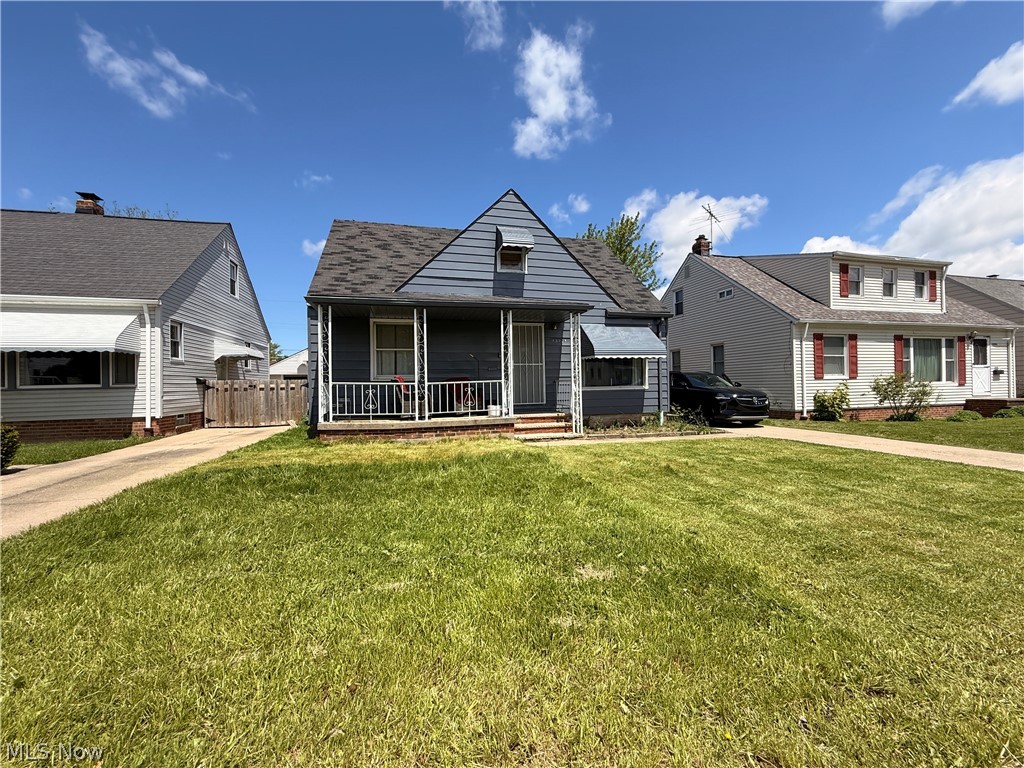 13701 Maple Leaf Drive, Garfield Heights, OH