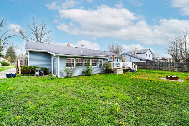 1267 Shields Road, Youngstown, OH - Photo 6