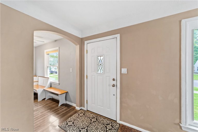5000 Kenmore Avenue, Parma, OH - Photo 6