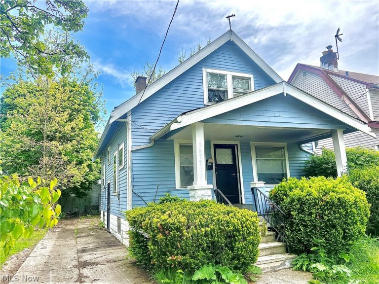 3679 105th Street, Cleveland, OH - Photo 2