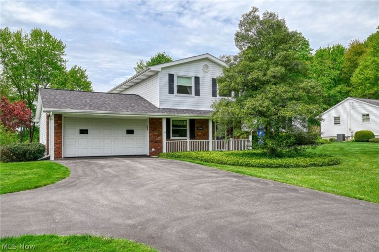 14500 Broadwood Drive, Burton, OH - Photo 2