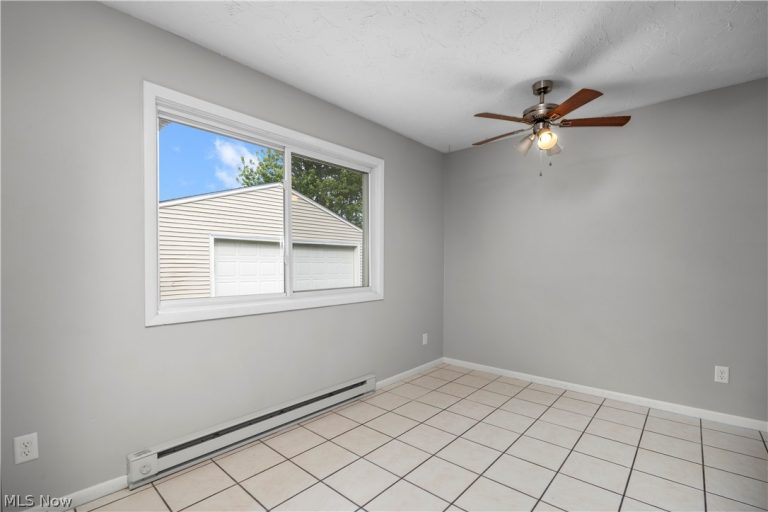 1731 Abbe Road, Elyria, OH - Photo 6